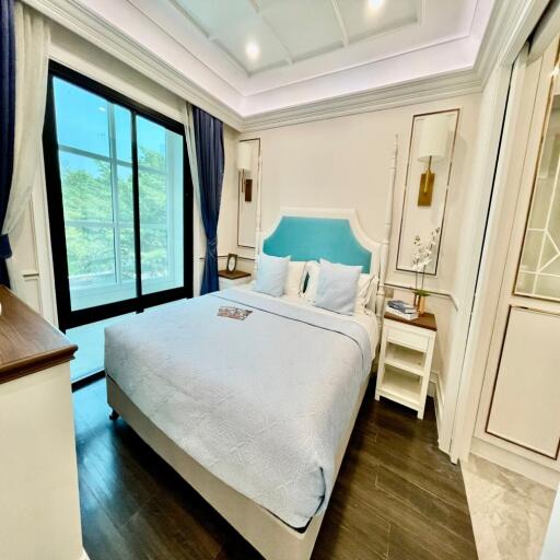 Luxury Beachfront 1-bedroom Condo