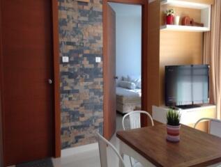 Beachfront condo in Jomtien