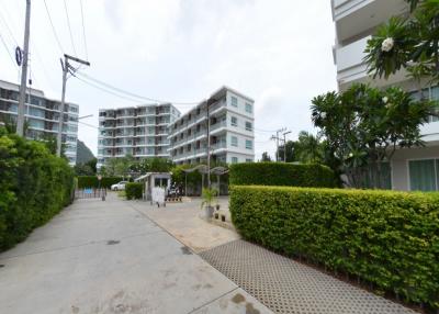 Beachfront 2 bedroom condo in Pranburi