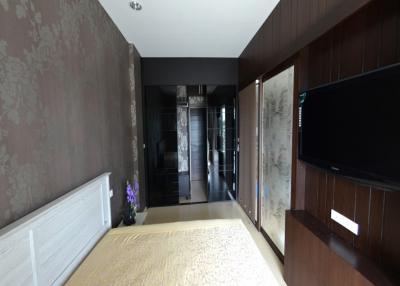 Beachfront 2 bedroom condo in Pranburi