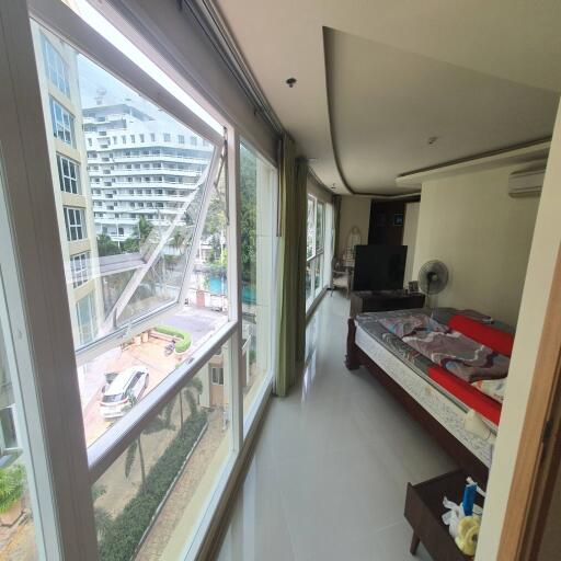 2 bedrooms condo in city center