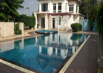 5 Bedroom House in Pattaya