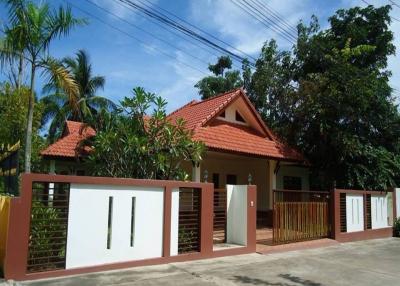 8 houses for sale in East Pattaya