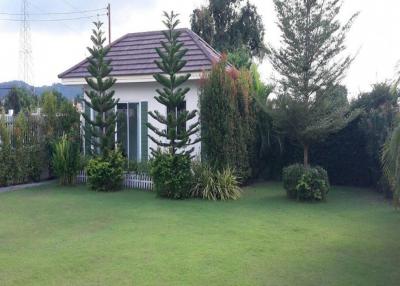 3 bedroom house with Private Pool Pattaya