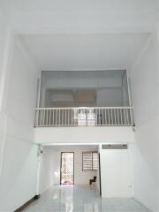 42705 - 2.5-storey townhouse, area 25 sq m., near Chiang Mai Airport