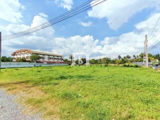 42604 - Phutthabucha 32 Land for sale 1-2-81.7 rai, near King Mongkut