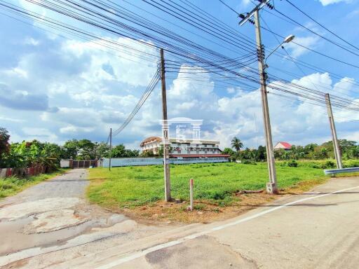 42604 - Phutthabucha 32 Land for sale 1-2-81.7 rai, near King Mongkut