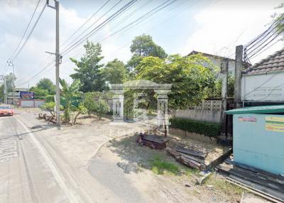 41372 - Land for sale next to Soi Rewadee - Liang Mueang Non, area 2-2-88 rai, near MRT Nonthaburi Intersection 1.