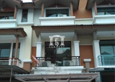 42299 - Townhouse, Arunpat Village, Sathu-Rama 3, beautiful condition, 3 floors, good neighbors.