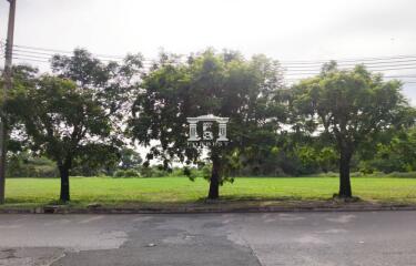 43127 - Land for sale, Lake Wood Bangna-Trad, next to the lake, area 1-1-8 rai.