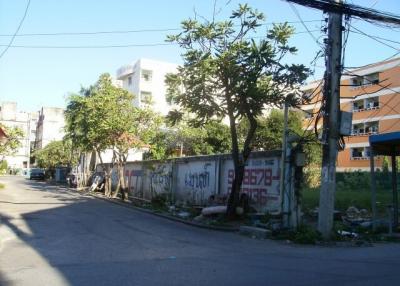 30058 - Empty land for sale, Lat Phrao Road, area 100 sq m.