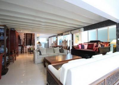 38262 - Sathorn Road., Townhouse 3 stories, area 24 Sq.w.