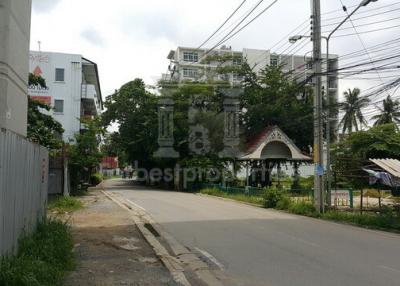 36703 Land with 8-story apartment, 48 rooms, next to the Chao Phraya River. Rattanathibet Rd.