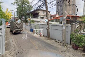 42116 - Land for sale, area 802.8 sq wa, Sukhumvit 36, near BTS Thonglor.