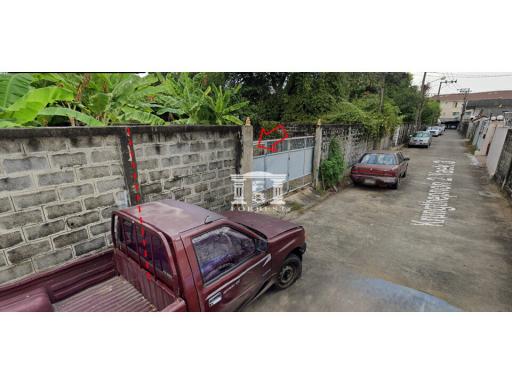 90758 - Land for sale in Bangkok, area 1-1-54 rai, near MRT Tiwanon intersection.