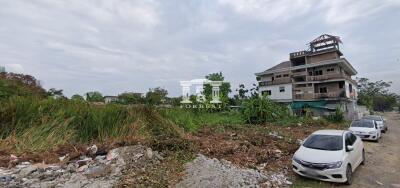 42747 - Land for sale in Chaloem Phrakiat Rama 9, area 404 square meters, near Seacon Srinakarin, Paradise Park.