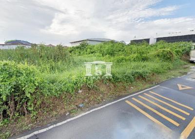 30935 Empty land, Chaloem Phrakiat Road, Rama 9, Intersection 28, area 347 sq m.