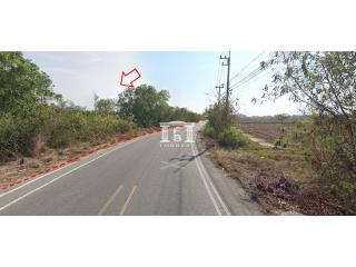 43066 - Land for sale in Bang Pakong, area 90-2-34 rai, Motorway Road 7.