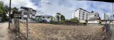 43015 - Land for sale on North Sathorn Road, area 173 sq w, near BTS Surasak.