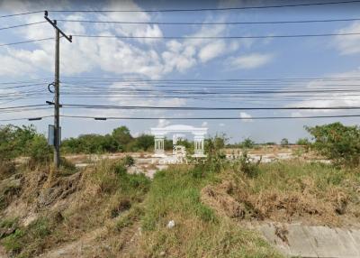 42220 - Empty land for sale, area 14 rai, next to the road on 2 sides, near Map Pong intersection, Phan Thong, Chonburi.