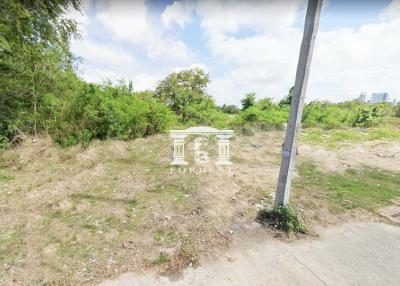 42490 - Jomtien Land for sale, next to the road, 6 meters wide, 4-2-95 rai, red EEC area.