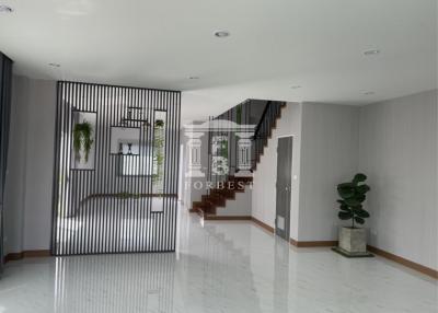 90210 - Townhome for sale, Ramkhamhaeng Road 118, area 400 Sq.m