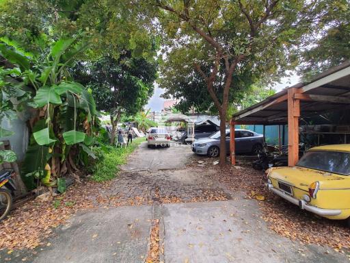 42478 - Land for sale 117 sq.wa., Krungthonburi , red area.