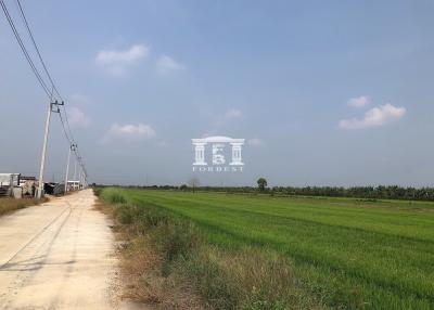 90674 - Land for sale in Phahonyothin. Near Northern Rangsit Golf Course, area 49-0-58 rai.