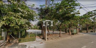 90671 - Land for rent along Ramintra Expressway, area 5-2-65 rai, near Central Eastville.