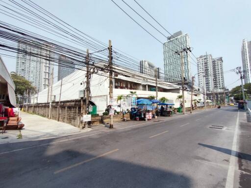 42761 - Land for sale in Sukhumvit, red area, area 188 sq.w , near BTS On Nut.