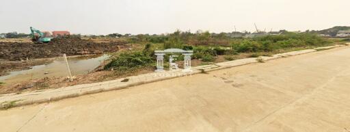 90652 - Land for sale, area 1-3-99.3 rai, Sriracha-Nong Kho Road 13, Chonburi.