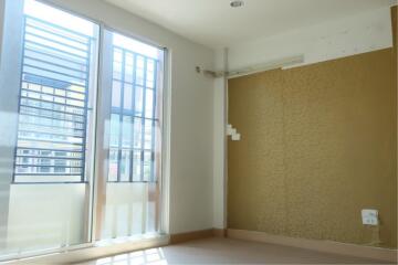 38974 - Ramintra-Ramkhamhaeng Road, Townhome RK Park 3 stories, 88 Sq.m.