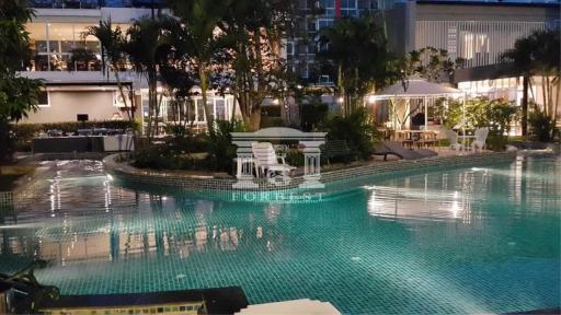 41136 - Luxury hotel; amount of 114 rooms, Bang Na kilo 26, near Suvarnabhumi Airport