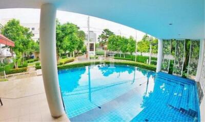 41072 - Townhome for sale, Baan Klang Muang, Rama 3, project of AP Company, cheap price, area 20.30 square meters.