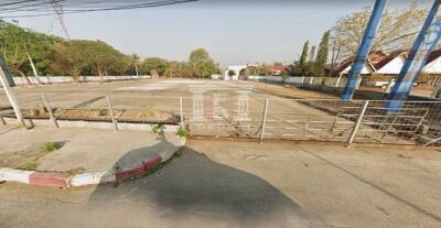 90114 - Land for sale next to Phahonyothin-Lampang, Super Highway, materials market, Mini-Lotus, area 5-3-32 rai.