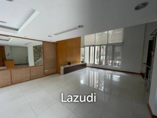 3 Bed 3 Bath 320 Sqm The Lofts Sathorn