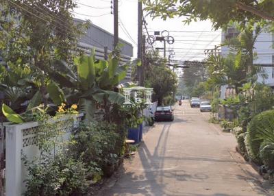 42723 - Land for sale, area 195 sq.wa., Phaholyothin 48, near BTS Sai Yut station.