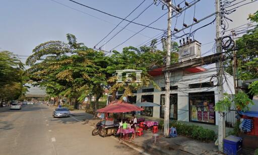 42726 - Land area 2-0-80 rai Yothin Phatthana, near Central East Ville