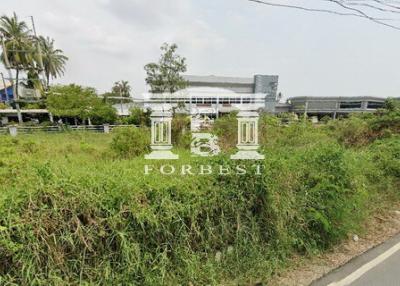 42217 - Land for sale with factory and warehouse, Nakhon Pathom, near Krisada City Golf Hill, area 3-2-88 rai.