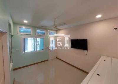 41986 - 3-story townhome for sale, Golden City On Nut-Pattanakarn, area 22.6 sq m.