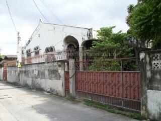 30506 - Charansanitwong Road, Land + building + house for sale, Plot size 952 Sq.m.