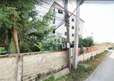 42574 - Land for sale, area 2 rai, Lat Krabang 18 Road, near Suvarnabhumi Airport.