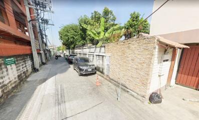 37656 - Charansanitwong 59 Land for sale , near the BTS, brown area, road width 6 meters.