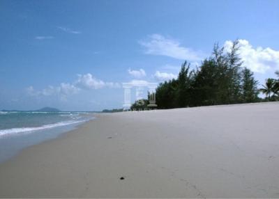 40485 - Baan Krut, Land for sale, Plot size 3.22 acres