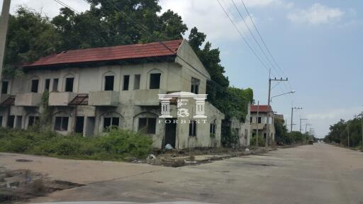 42241 - Village project for sale along Khlong 7, Lam Luk Ka, Pathum Thani, near Rajamangala University of Technology Thanyaburi.