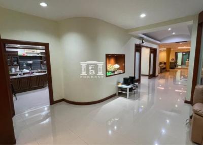 42975 -Luxury single house for sale, Sasimonthon Village, Bang Waek