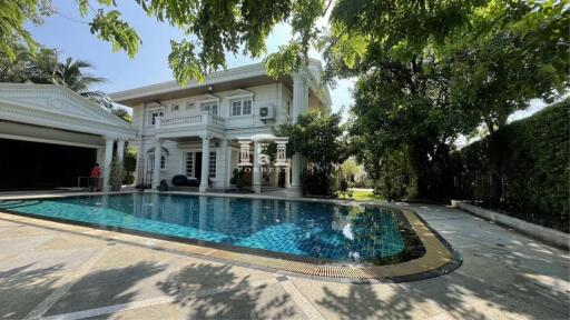 42975 -Luxury single house for sale, Sasimonthon Village, Bang Waek