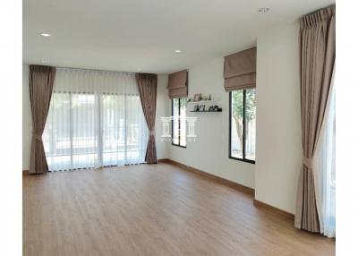 90721 - House for sale, Passorn Prestige Village, Bangna-Suvarnabhumi, area 100.7 sq m.