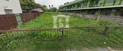 40808 - Land for sale in Udomsuk, Sukhumvit 103, near Sri Udom intersection. Iamsombat Market Suitable for building a house Can connect to Srinakarin