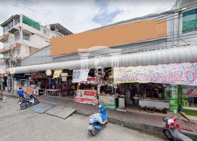 40819 - Land + market for sale. (Ready for business) Chan-Narathiwat Ratchanakarin Road, near Makro Sathorn, area 277.80 sq wa